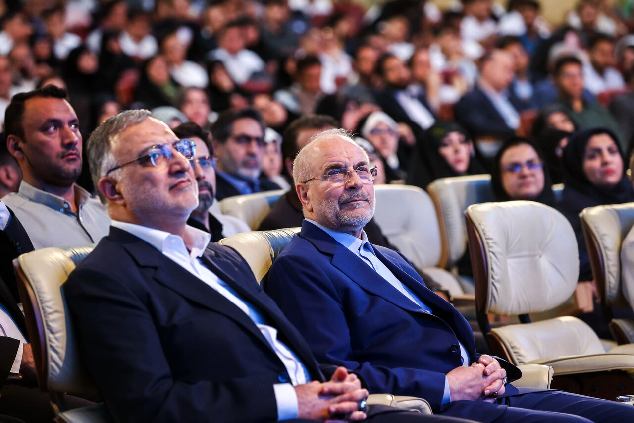  آیین رونمایی از مجموعه ۳۰ جلدی استعمارشناسی ایرانی با حضور قالیباف