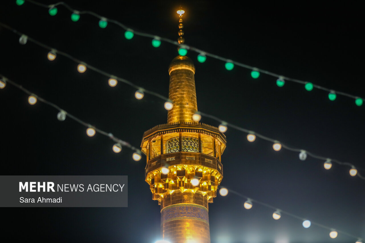 شب میلاد امام حسین(ع) در حرم مطهر حضرت رضا(ع)