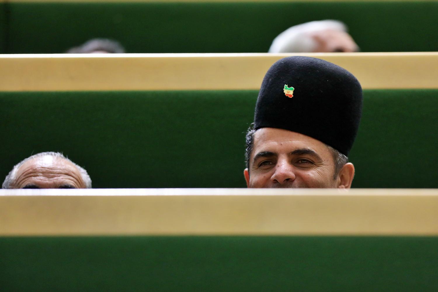 حضور وزیر اقتصاد و میرکاظمی در مجلس