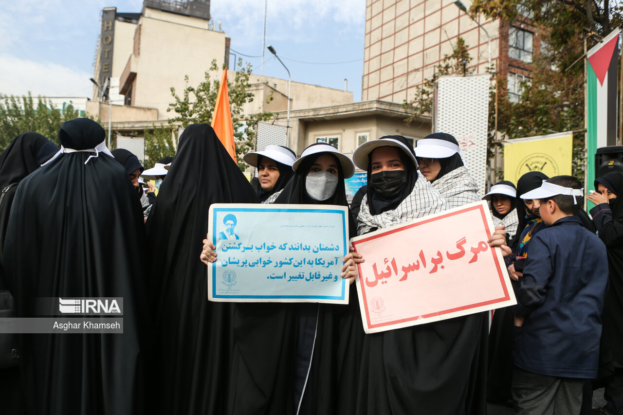 اجتماع دانش‌آموزان درحمایت از کودکان غزه