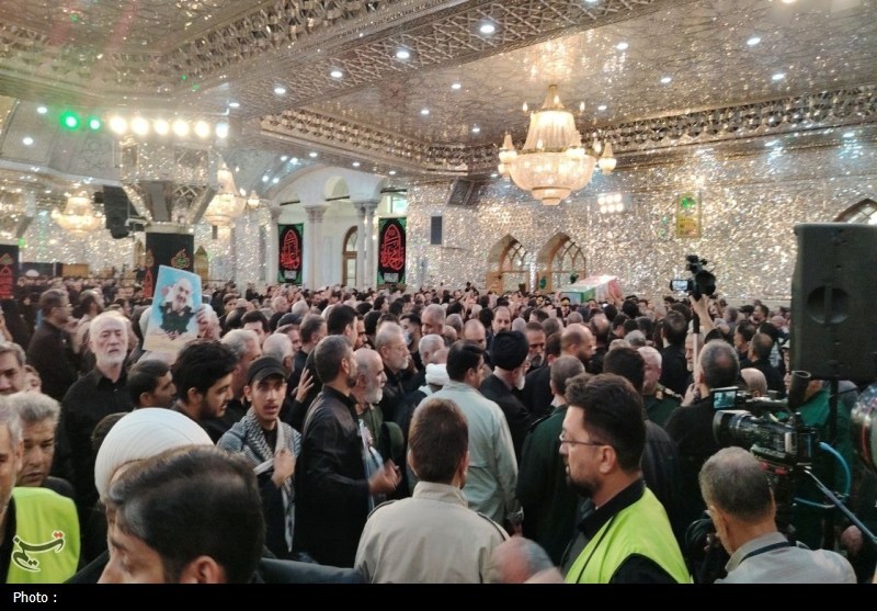 پیکر شهید‌ سلامی ‌در حرم عبدالعظیم‌
