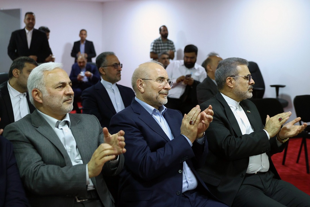 بازدید قالیباف از نمایشگاه دستاوردهای فن آوری جمهوری اسلامی در کاراکاس