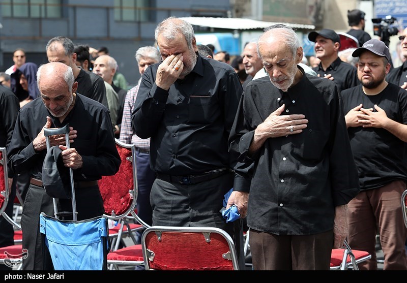 اجتماع صادقیون در فلکه دوم صادقیه