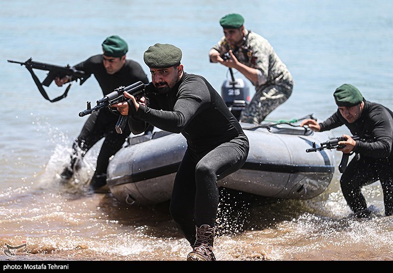 تکاوران نیروی دریایی ارتش