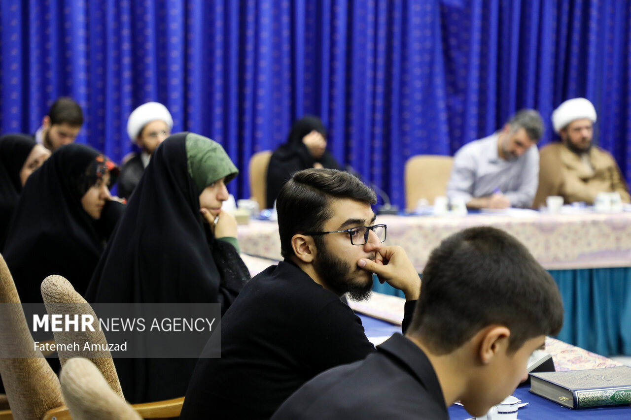 دیدار نوجوانان با رییس جمهور