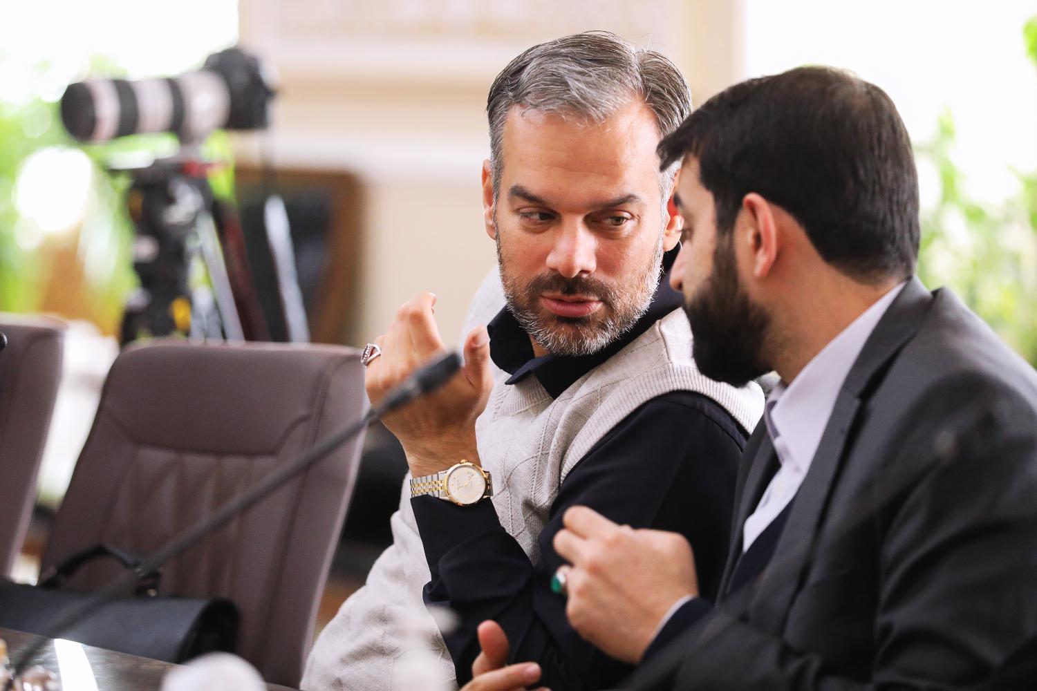 نشست مجمع نمایندگان استان فارس با قالیباف