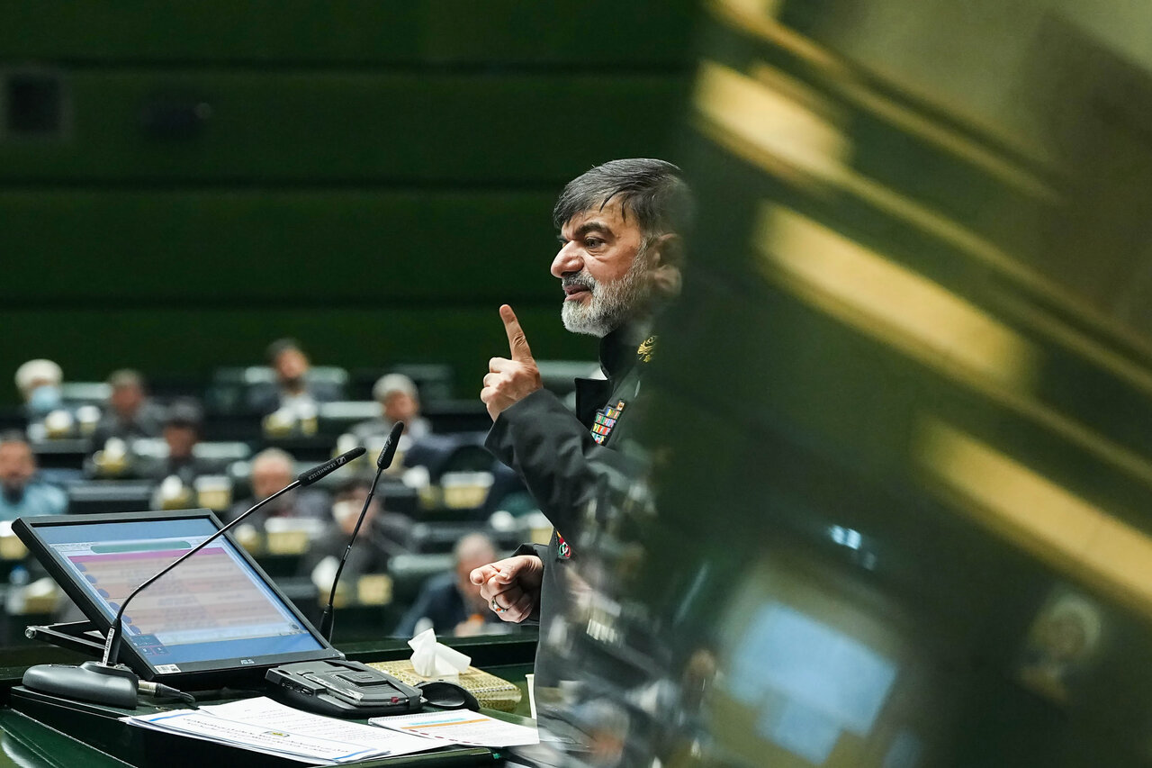 نشست غیرعلنی چهارشنبه ۱۷ دی