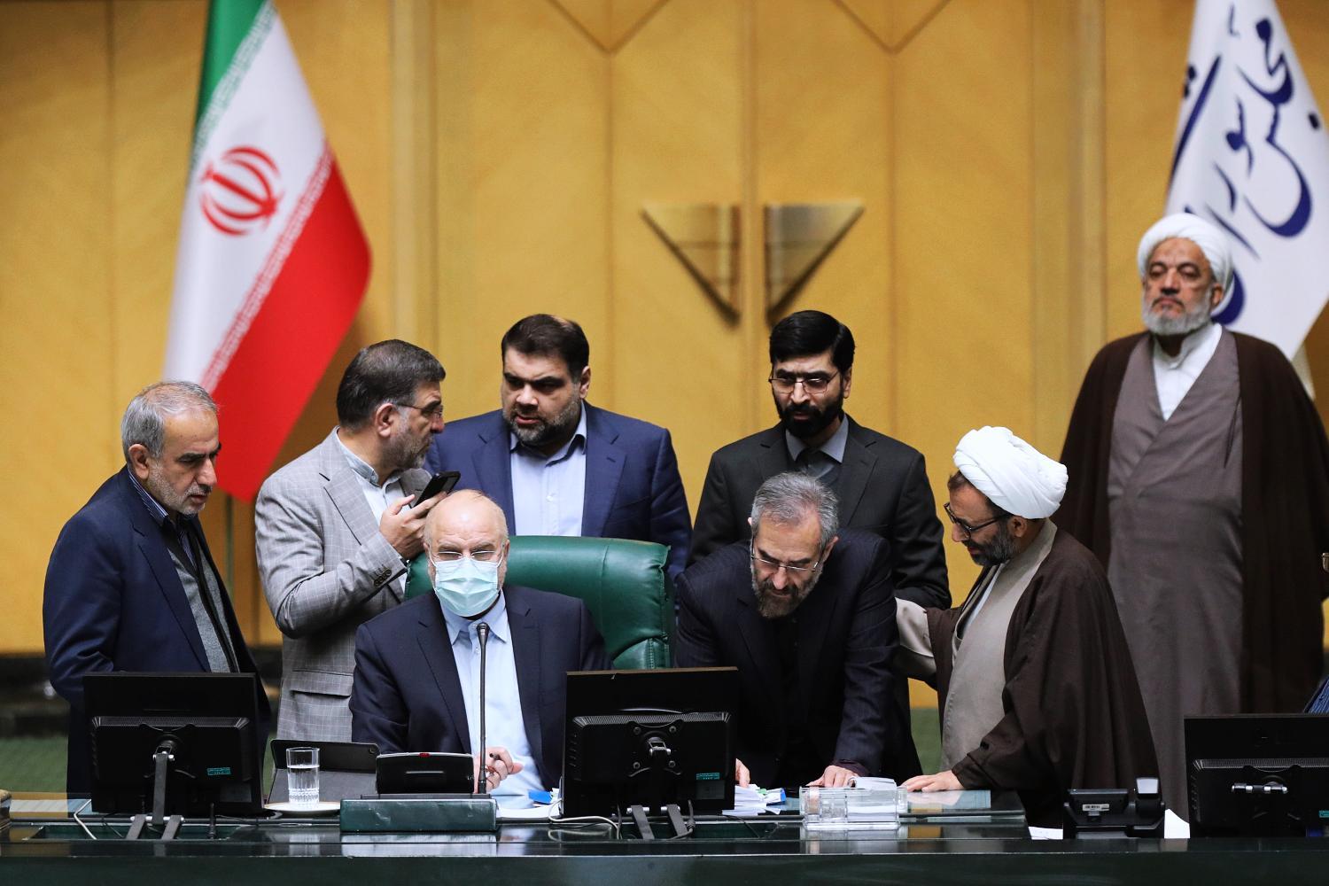 صحن علنی مجلس ۵ بهمن ماه 