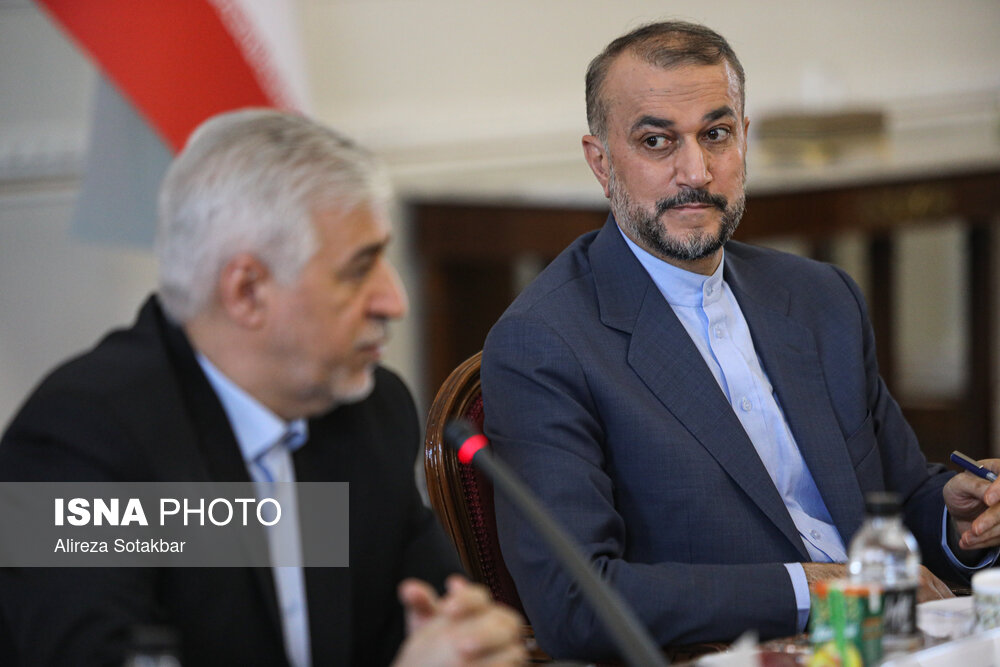 نشست مشترک وزیر امور خارجه و وزیر ورزش و جوانان