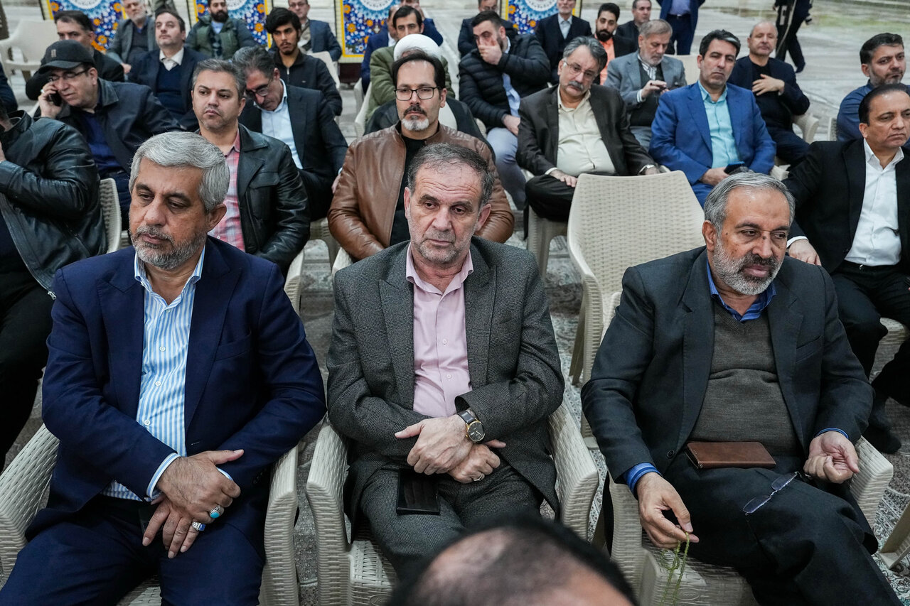 تجدید میثاق رئیس مجلس و نمایندگان با آرمان‌های امام(ره)