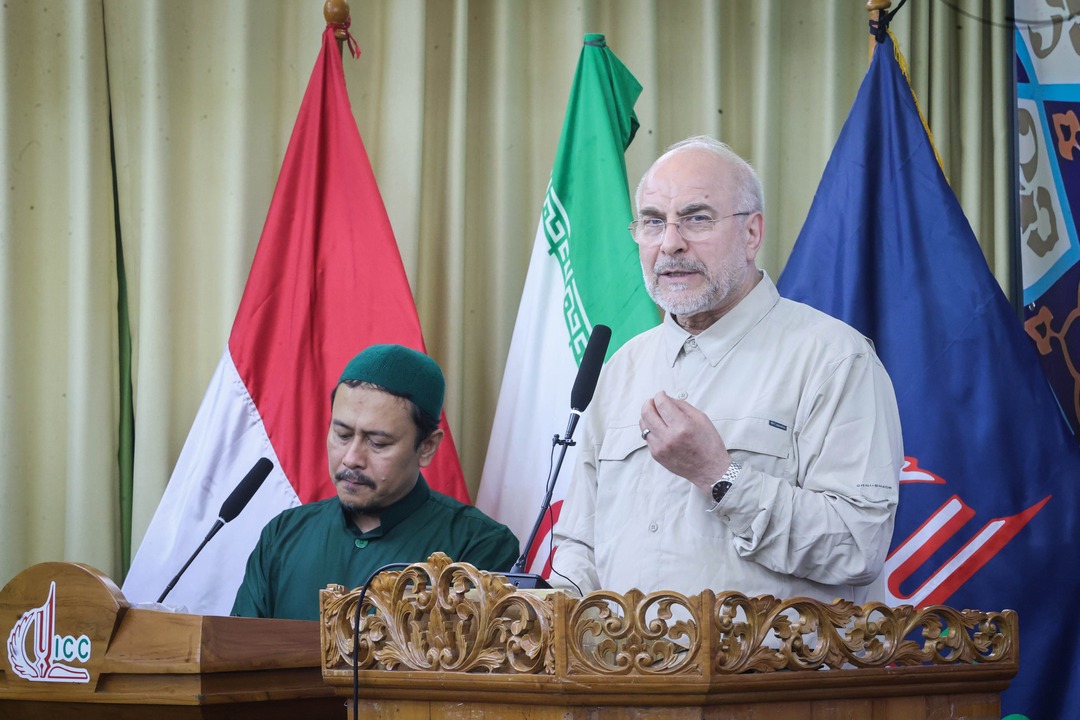 حضور قالیباف در مرکز فرهنگی اسلامی اندونزی
