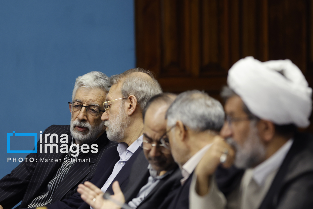 جلسه شورای عالی انقلاب فرهنگی