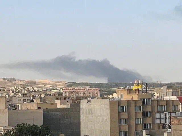 دود در آسمان در احمدآباد مستوفی