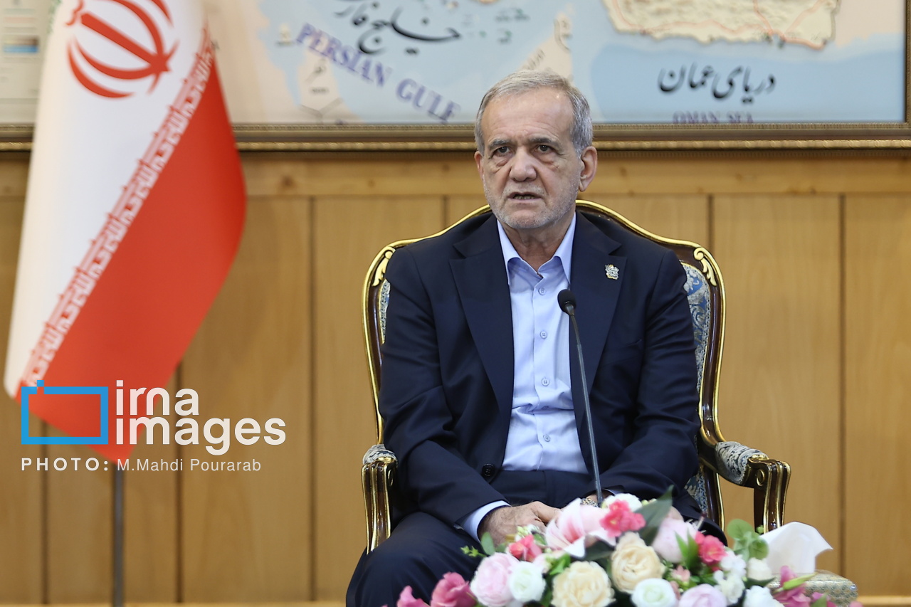 بدرقه رئیس جمهور به قزاقستان