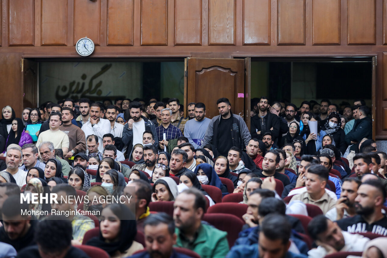 اولین جلسه رسیدگی به پرونده کوروش کمپانی