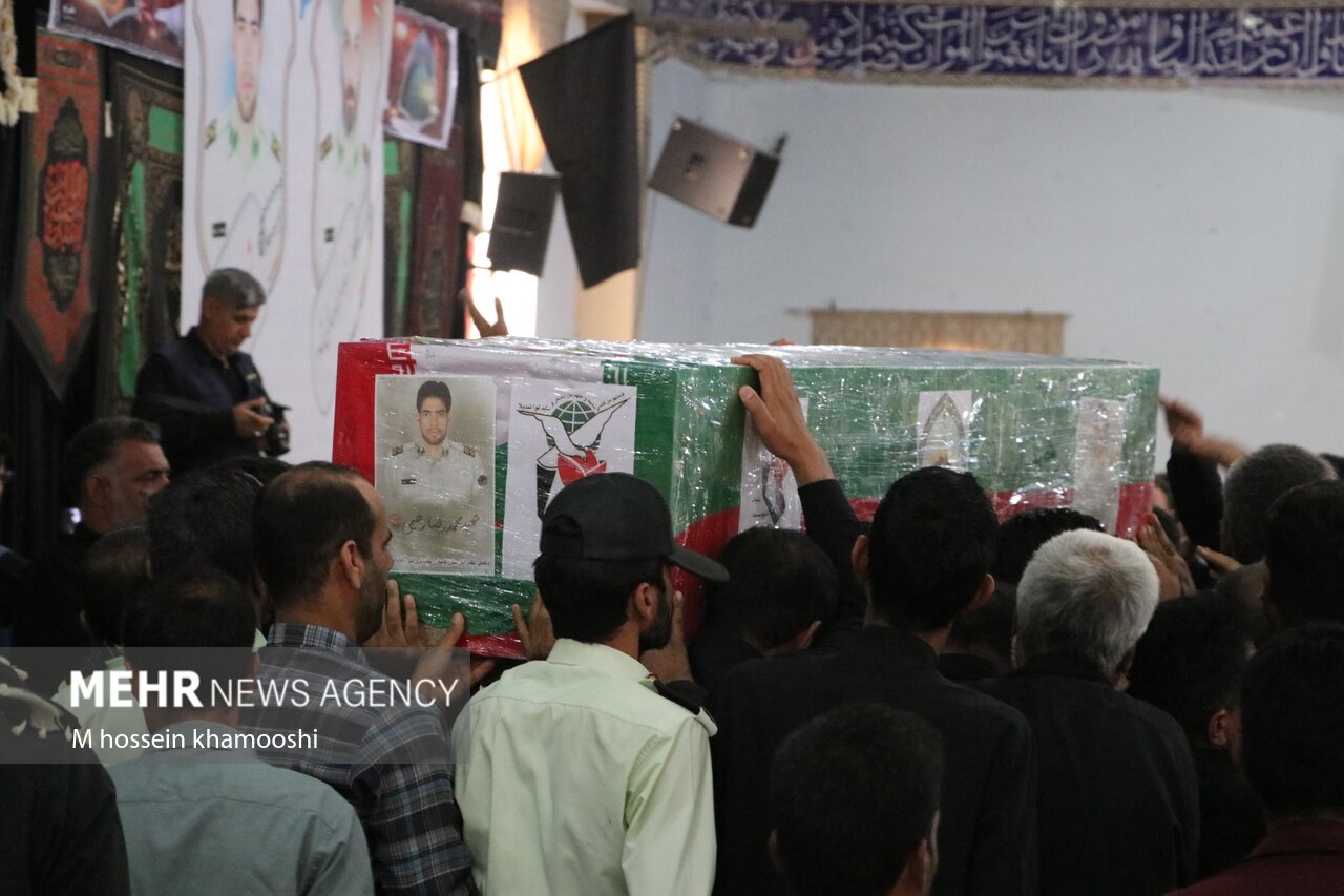 مراسم تشییع شهدای حادثه تروریستی دامن در شهر زابل