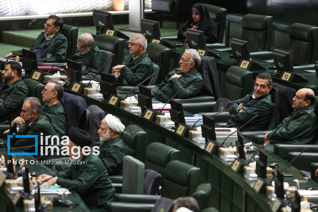 مراسم سالروز ورود امام خمینی(ره) به کشور