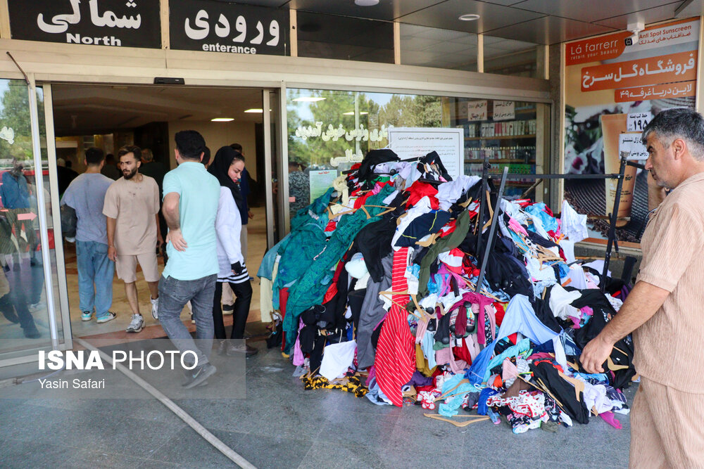 آتش سوزی مهیب در مرکز خرید ونوس - بندرانزلی