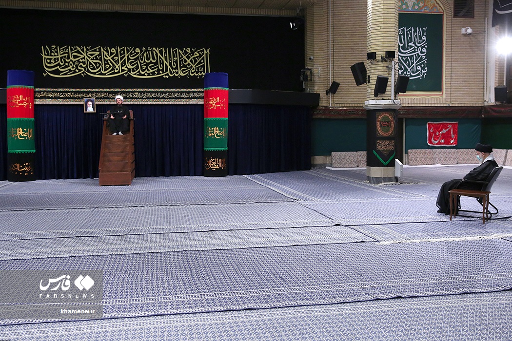 عزاداری شب تاسوعای حسینی با حضور رهبری