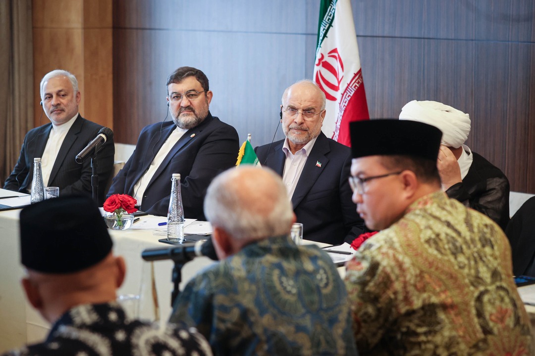 دیدار قالیباف با جمعی از علما و فرهیختگان اندونزیایی در جاکارتا