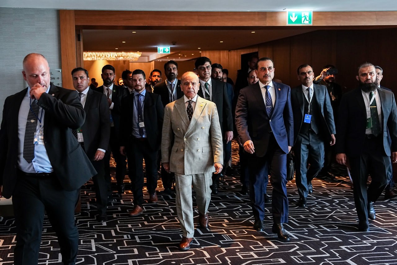 دیدار نخست وزیر پاکستان با قالیباف