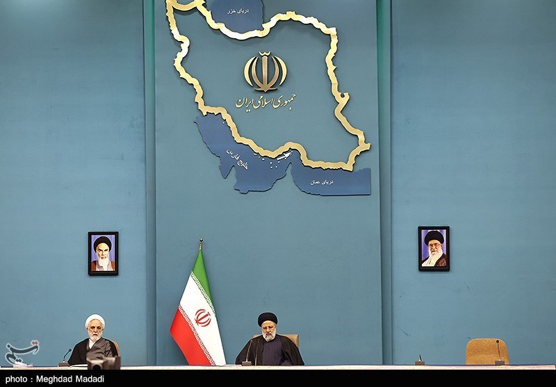 جلسه شورای عالی انقلاب فرهنگی