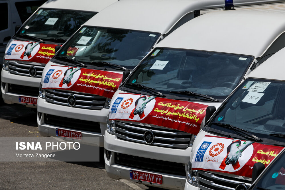 مراسم رژه خودرویی اورژانس اجتماعی در تهران