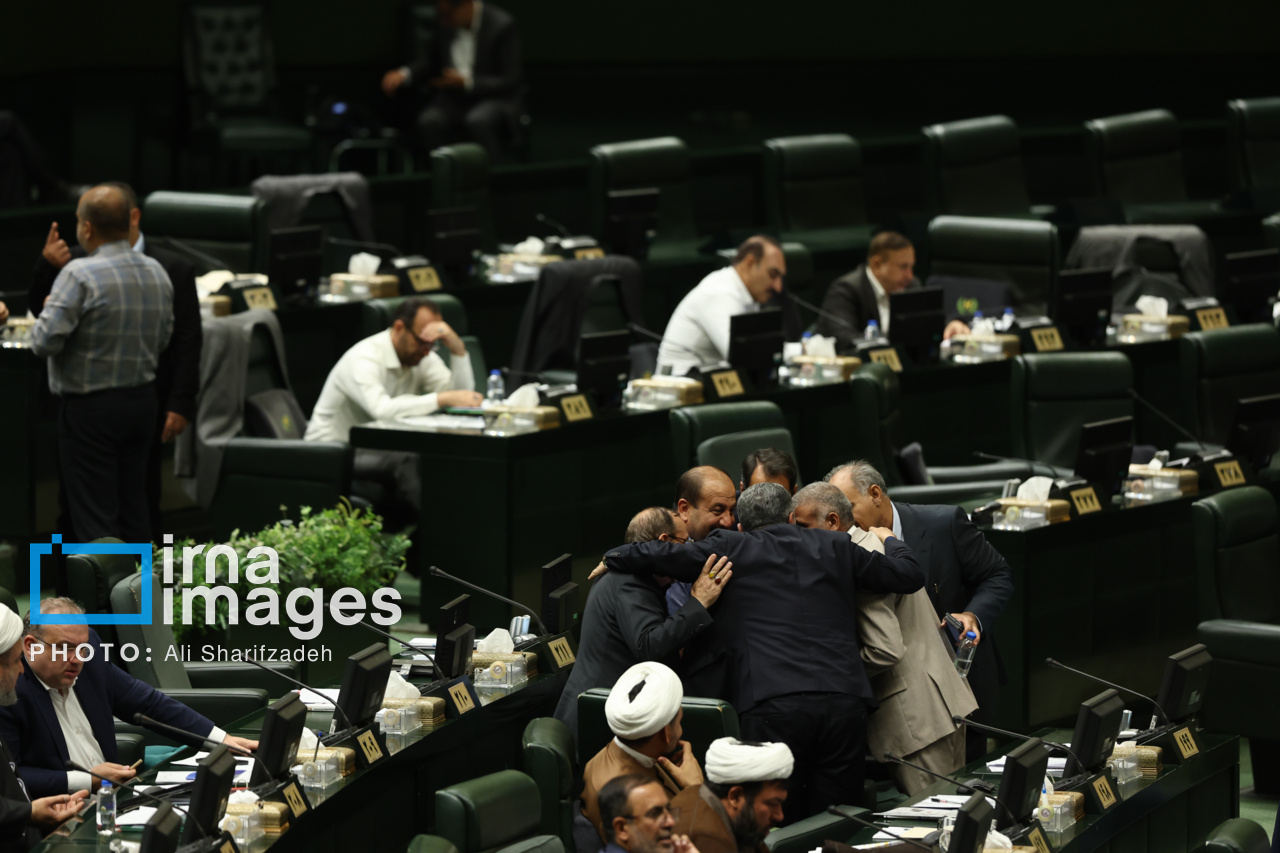 جلسه علنی مجلس 