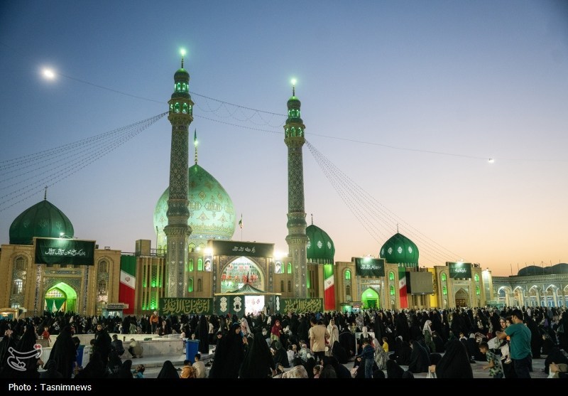 غروب نهم ربیع الاول در مسجد جمکران