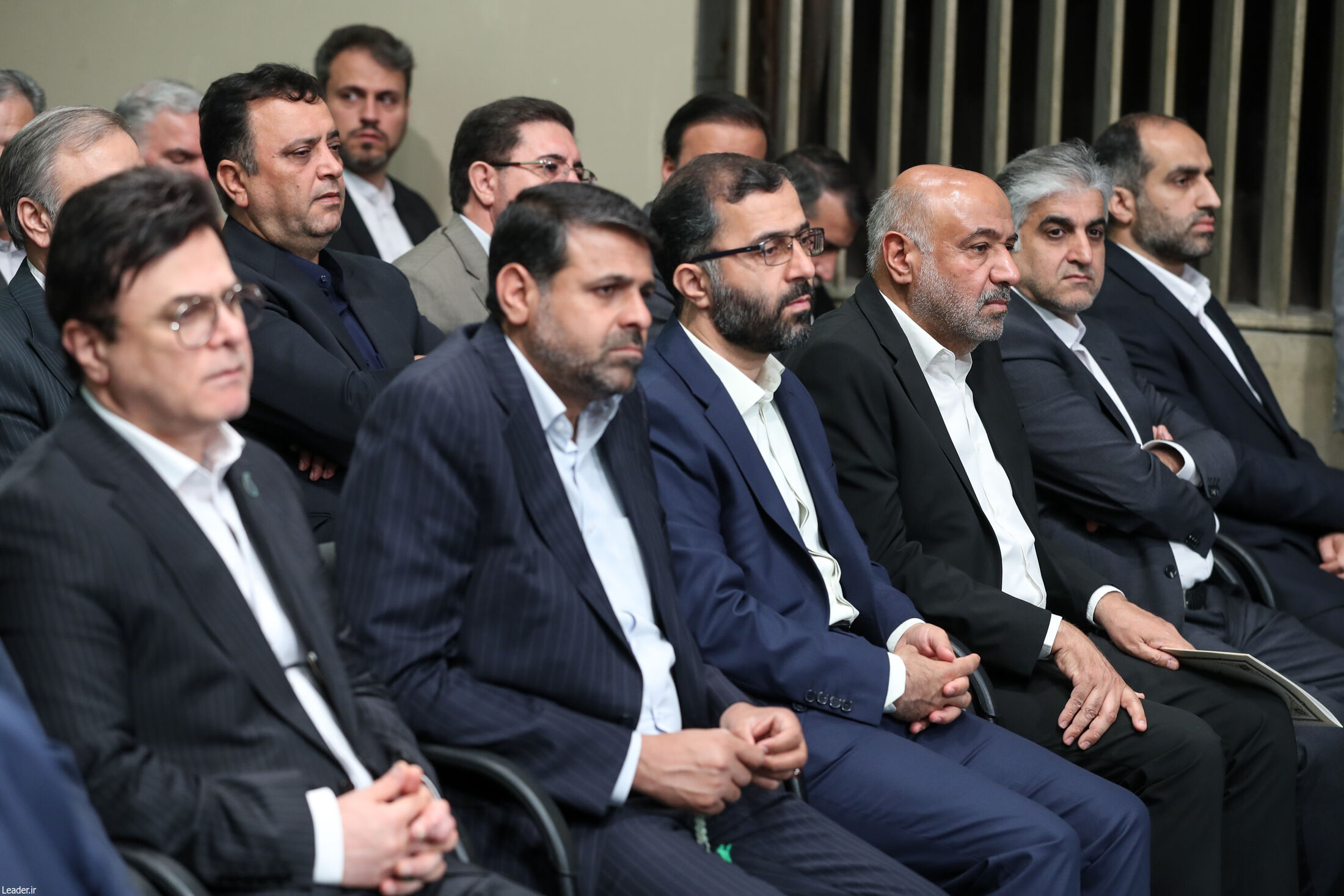 تصاویری از دیدار هزاران نفر از کارگران با رهبر انقلاب