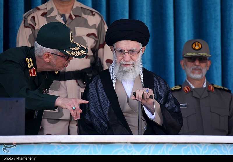 حضور رهبر انقلاب در دانشگاه افسری امام حسن(ع) 