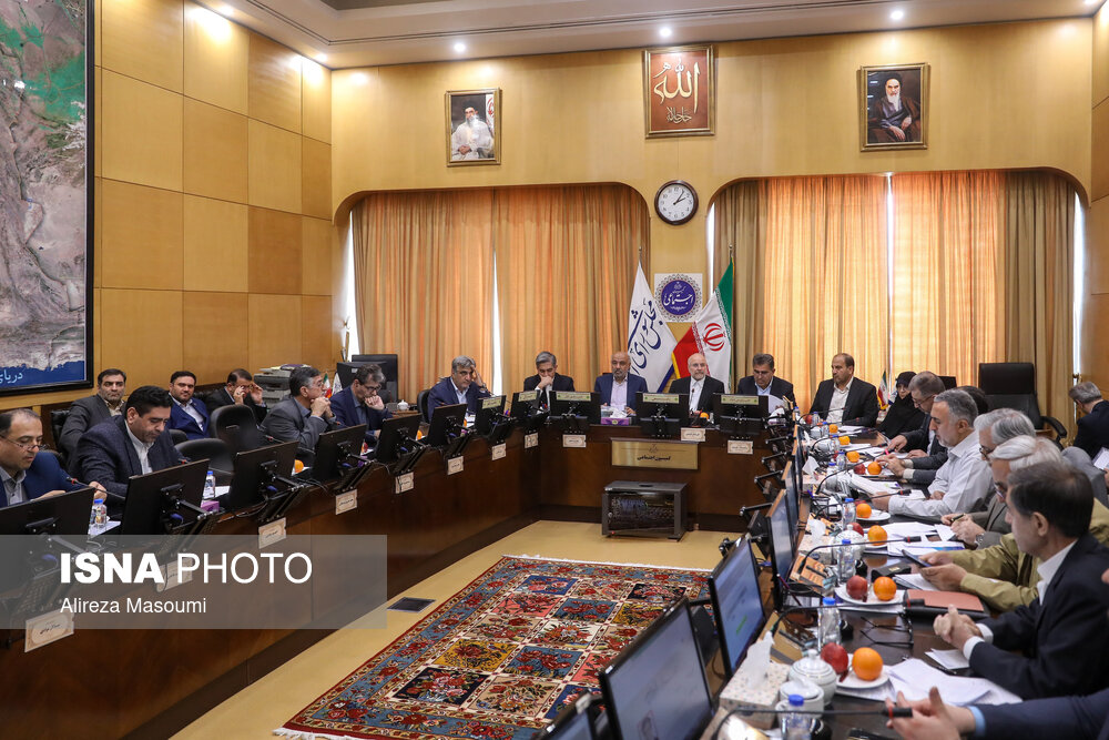 حضور قالیباف در جلسه کمیسیون اجتماعی مجلس