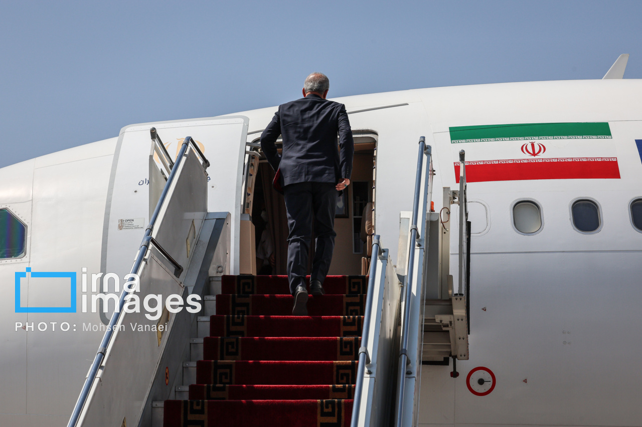 تصاویر بدرقه رئیس‌جمهور در سفر به پاکستان