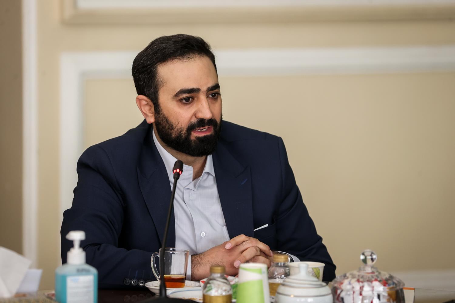 دیدار جمعی از جوانان با قالیباف به مناسبت روز جوان