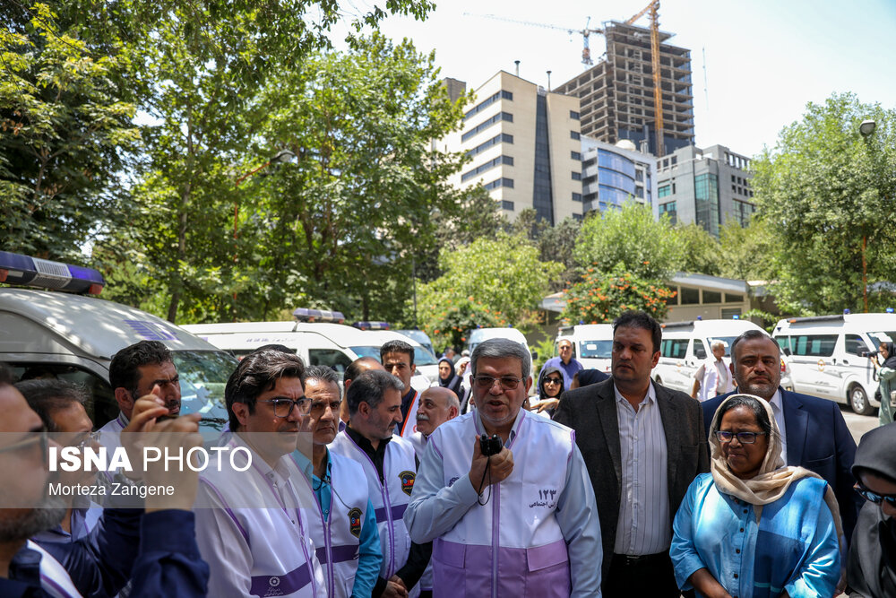 مراسم رژه خودرویی اورژانس اجتماعی در تهران