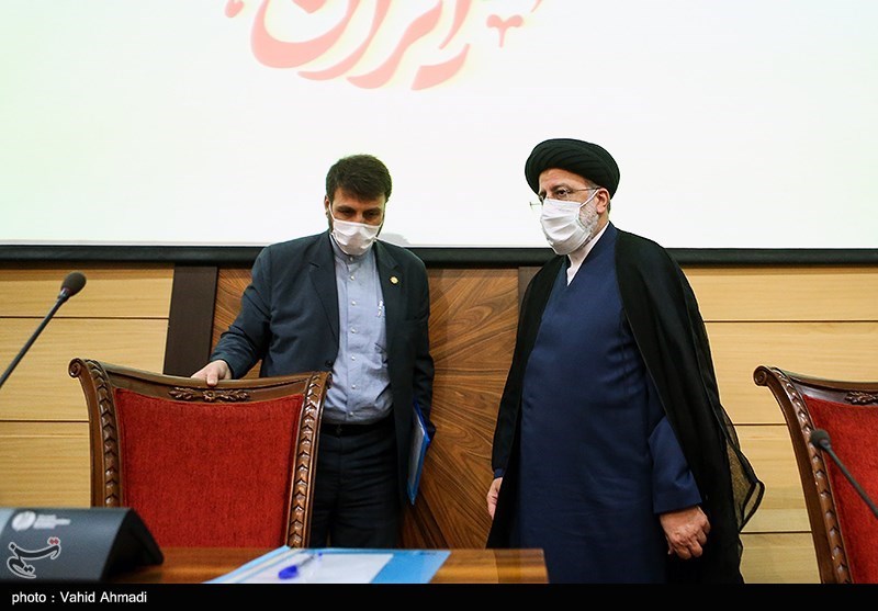 نشست آیت‌الله رئیسی در اتاق بازرگانی