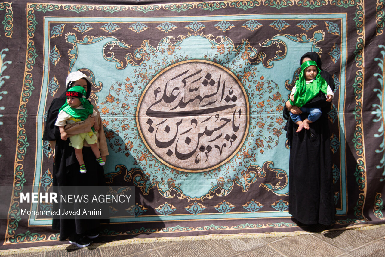 مراسم شیرخوارگان حسینی