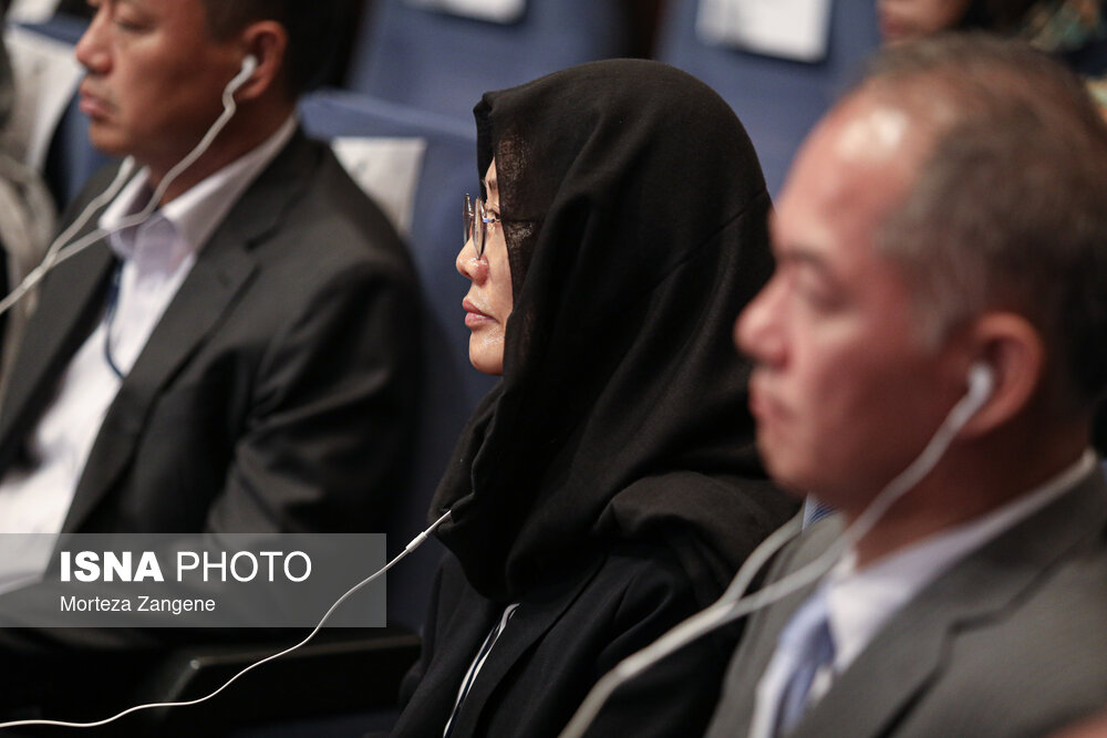 حضور رئیسی در نخستین همایش اقتصادی تعاونی ایران