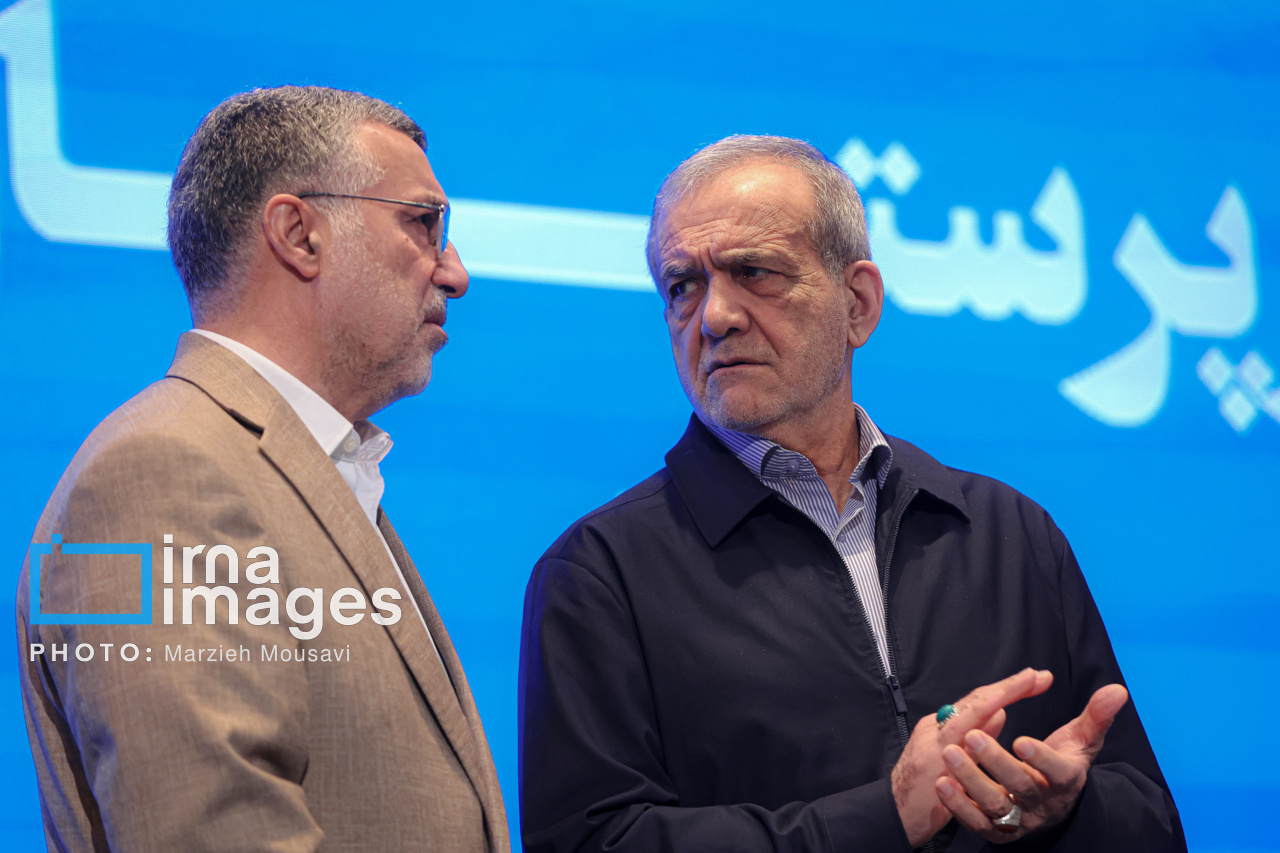 بزرگداشت مقام پرستار با حضور رئیس جمهور