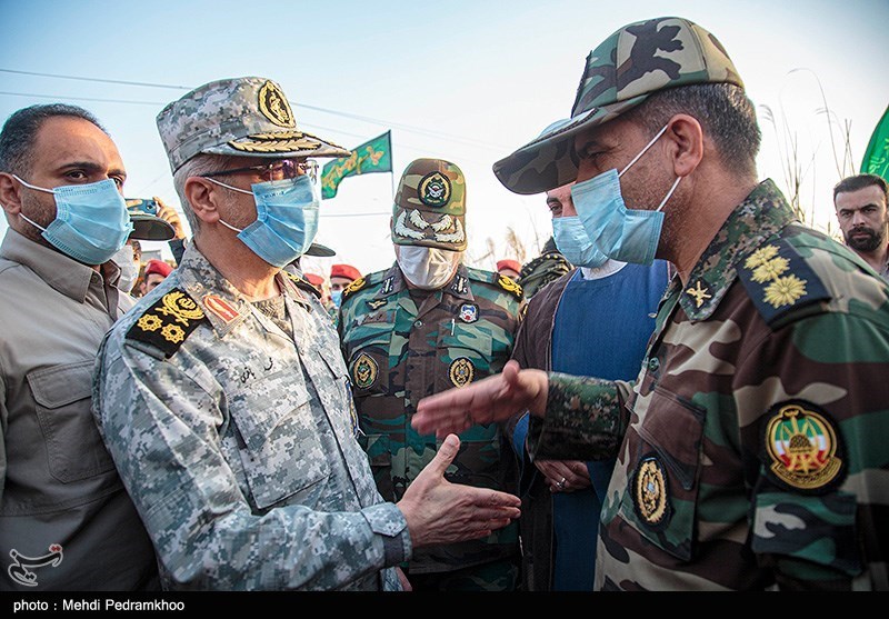بازدید سرلشکر باقری از مناطق دفاعی جنوب