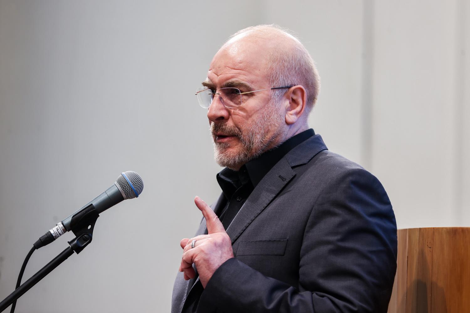 آیین تقدیر از پژوهشگران برتر مرکز پژوهش‌های مجلس با حضور قالیباف