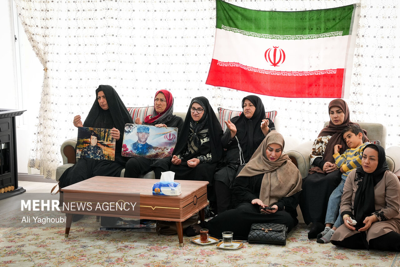 روضه های خانگی در سوگ رهبر شهید