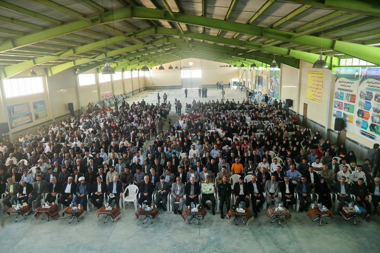 حضور قالیباف در همایش صنعتگران، کارآفرینان