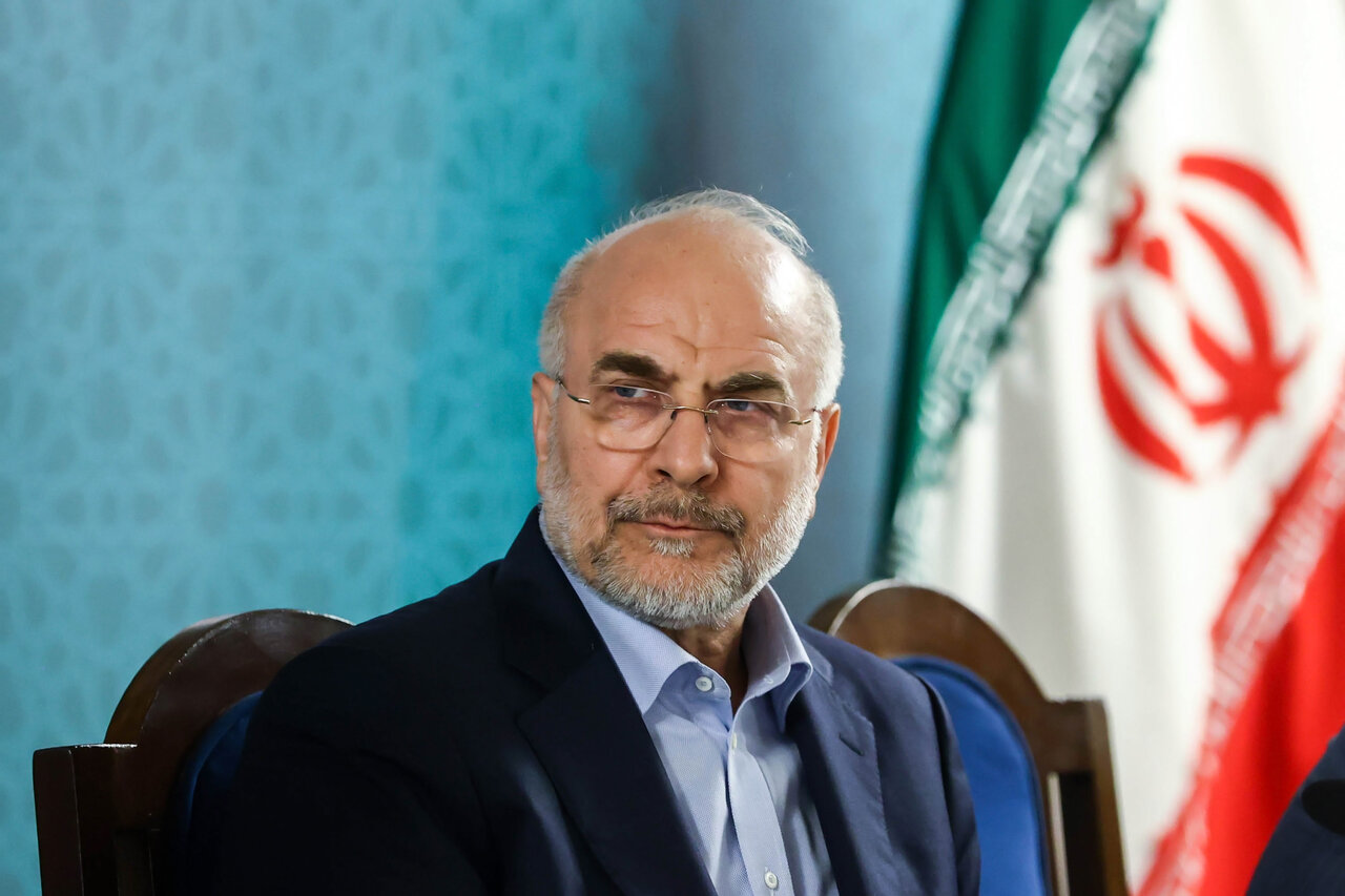 نشست قالیباف با فعالان اقتصادی پاکستان و ایران