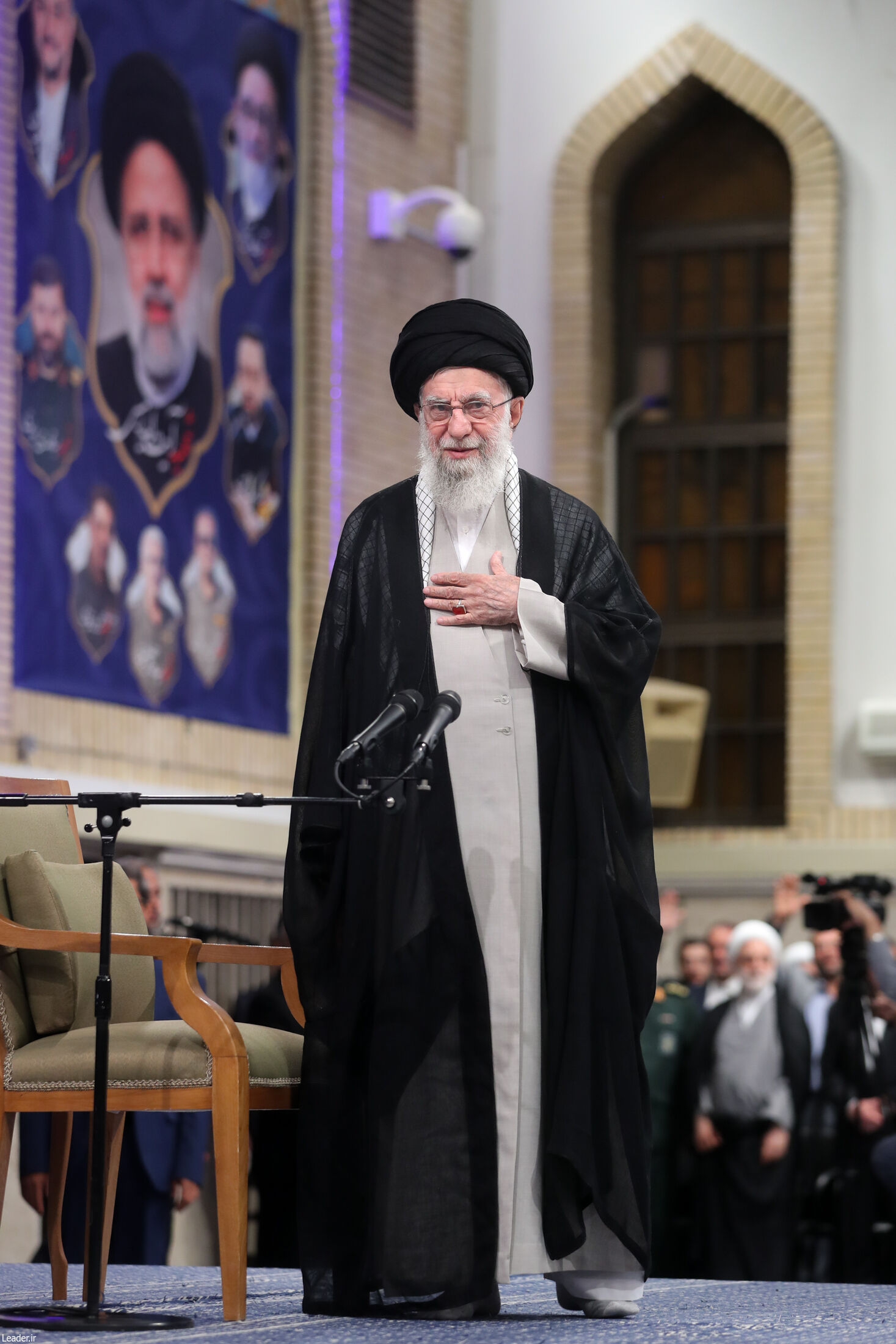 مراسم بزرگداشت شهدای خدمت با حضور رهبر انقلاب 