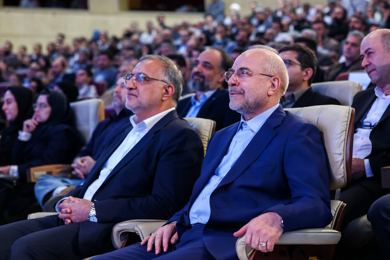  آیین رونمایی از مجموعه ۳۰ جلدی استعمارشناسی ایرانی با حضور قالیباف