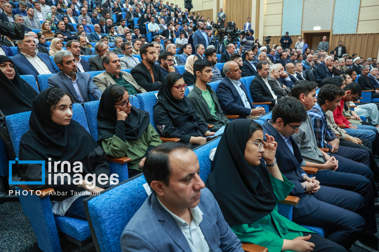 آغاز سال تحصیلی با حضور پزشکیان