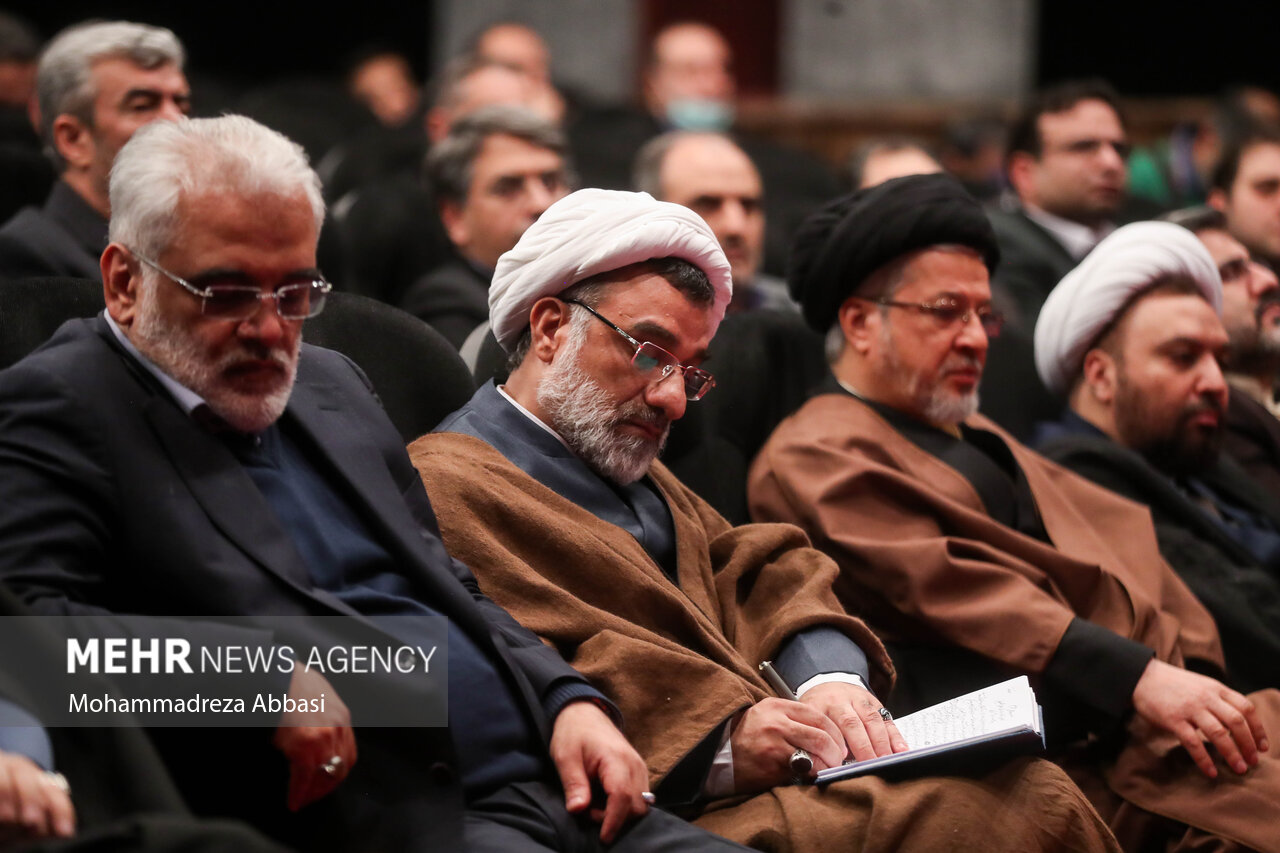 آئین تکریم و معارفه دبیر شورای عالی انقلاب فرهنگی