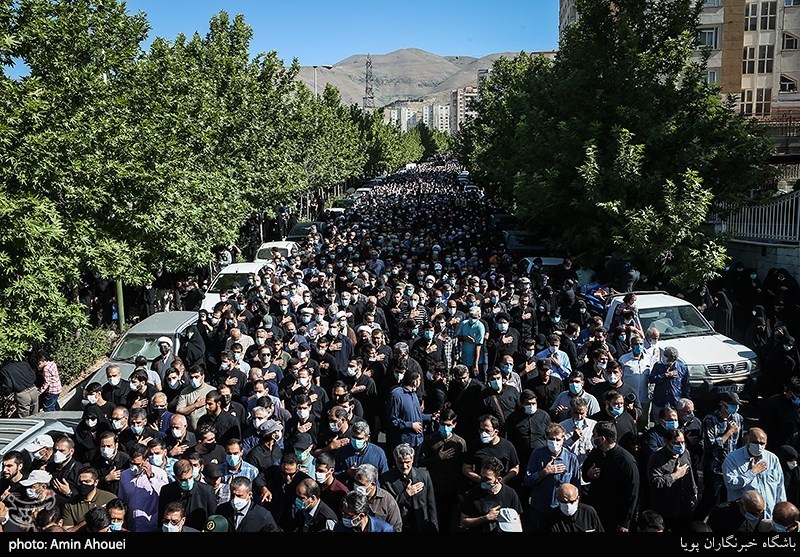 تشییع پیکر شهید مدافع حرم حسن عبدالله‌زاده