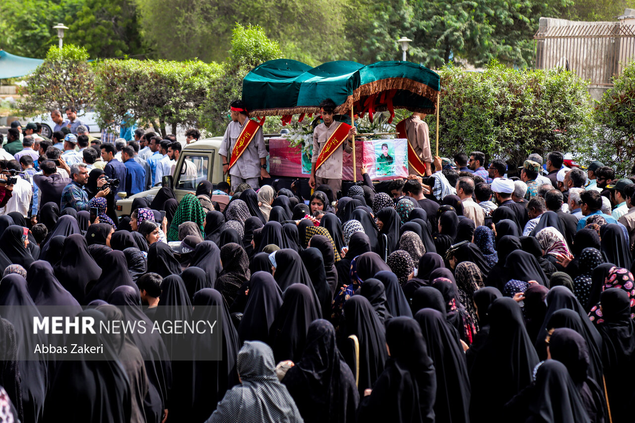 تشییع وتدفین پیکر شهید مدافع امنیت «عباس بیرقی فرد»